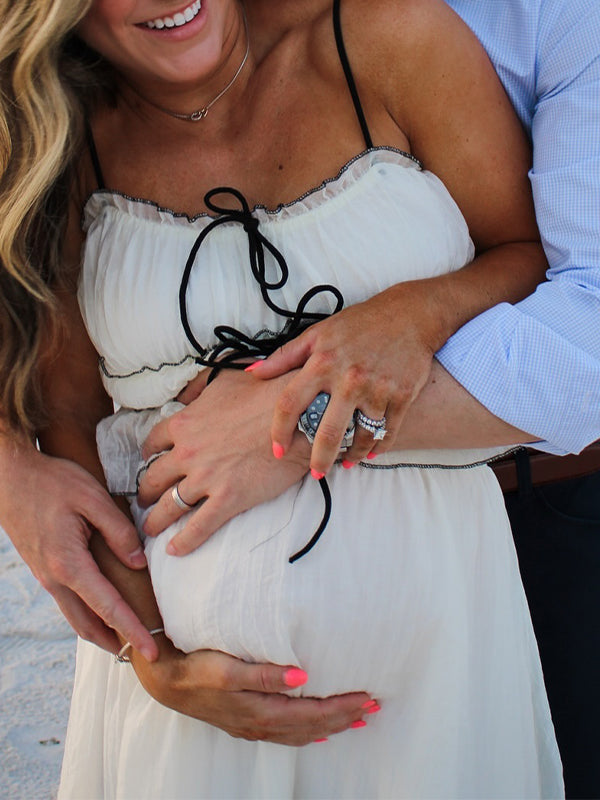 Vestido Largo 2 en 1 con Volantes y Cinta para Sesiones de Fotografía de Maternidad