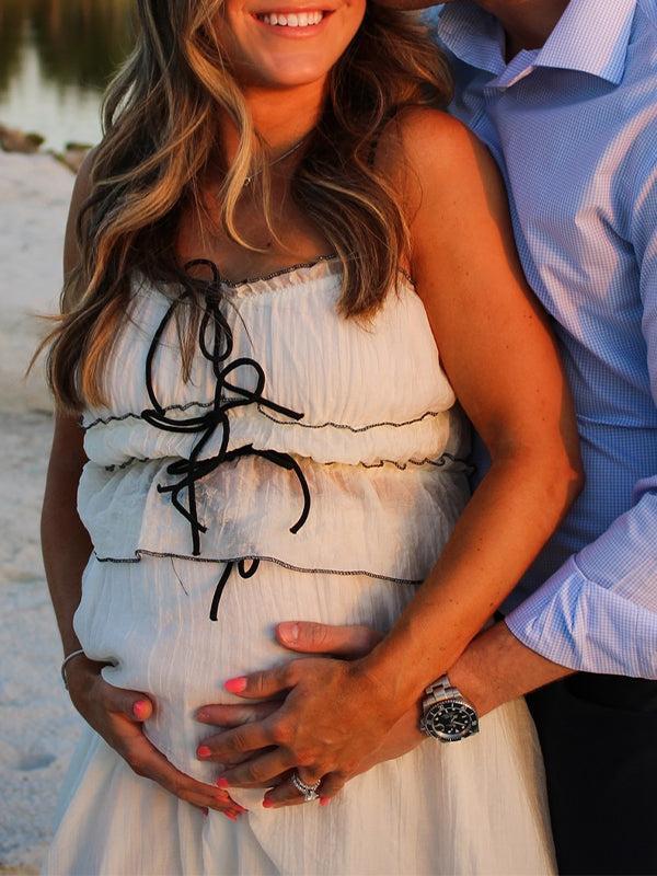 Vestido Largo 2 en 1 con Volantes y Cinta para Sesiones de Fotografía de Maternidad