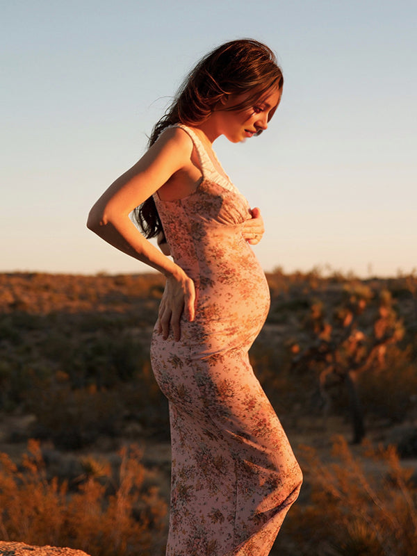 Vestido Maxi de Maternidad Elegante con Rizo, Volantes y Diseño Floral